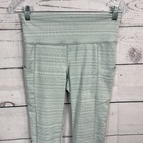 Athleta Leggings Womens Small Gray Mesh Midrise Pockets Textured - Picture 3 of 10